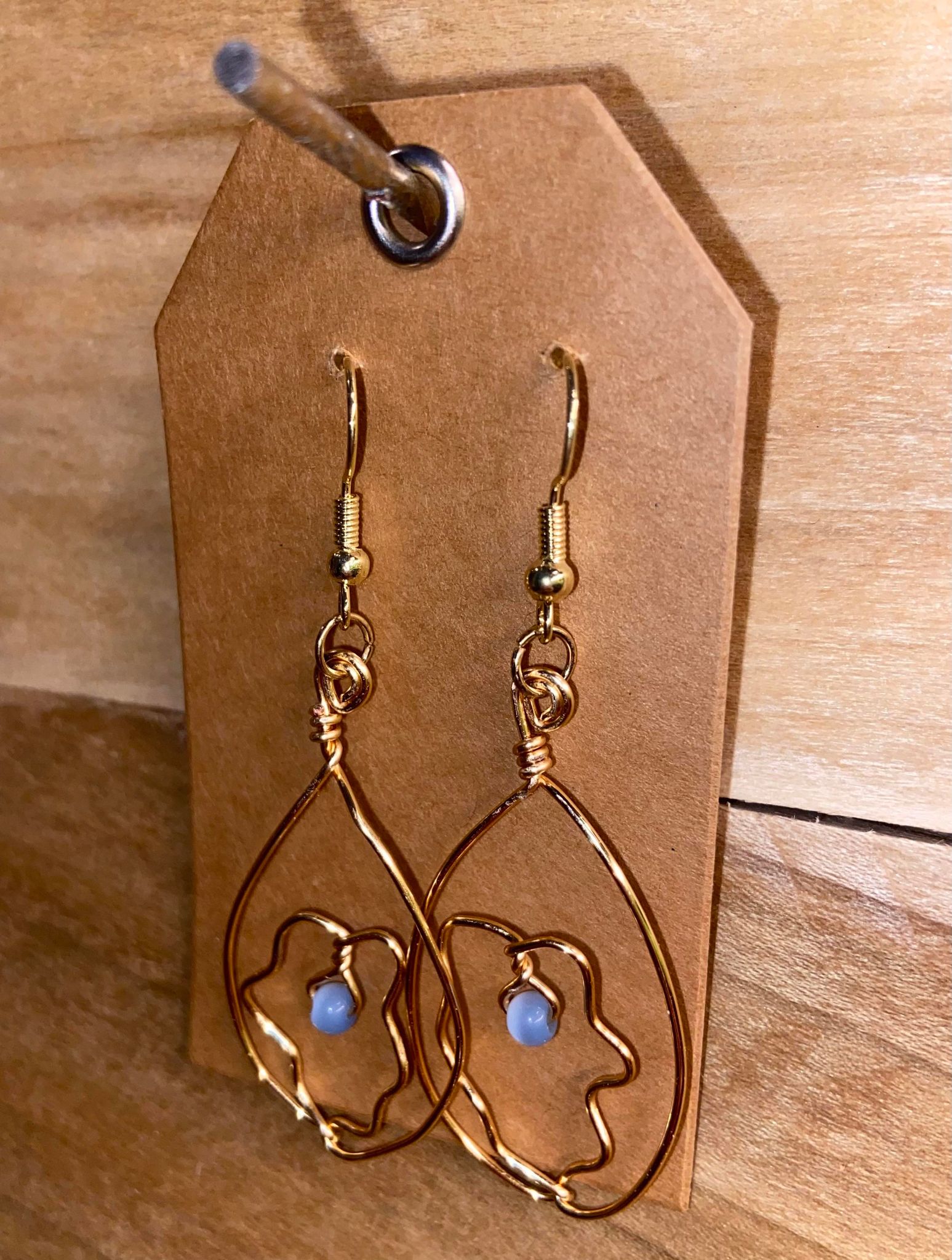 Beaded Wire Vulva Earrings